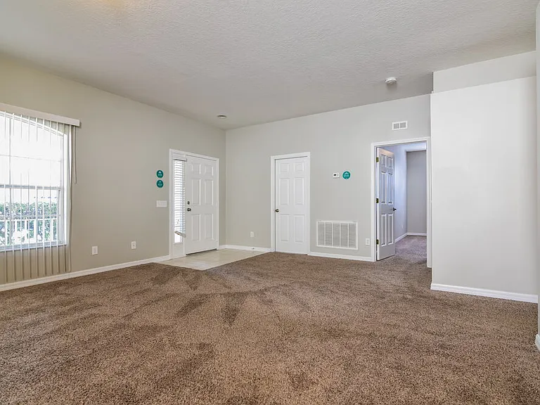 15819 Stags Leap Dr — Photo 3