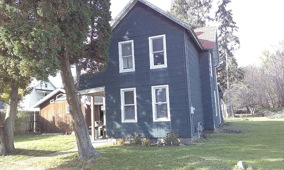 1st image of 805 E Washington Ave