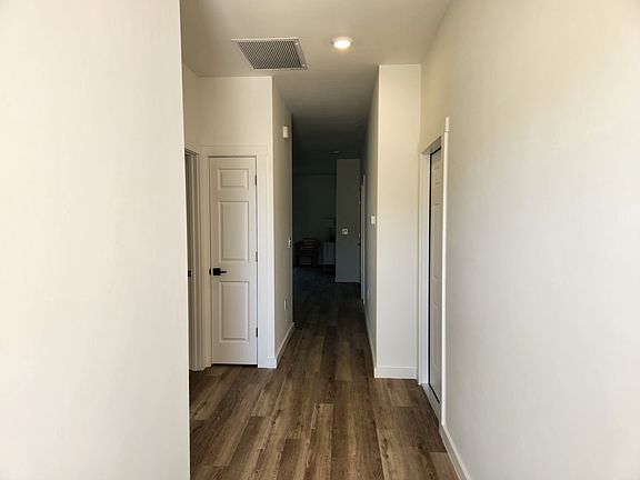 4th image of 716-718 Gilbert Ave S