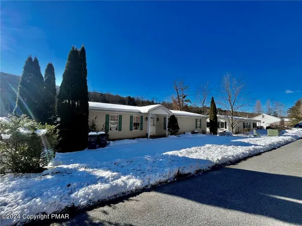 1308 Blue Mountain Cir, Saylorsburg, PA 18353