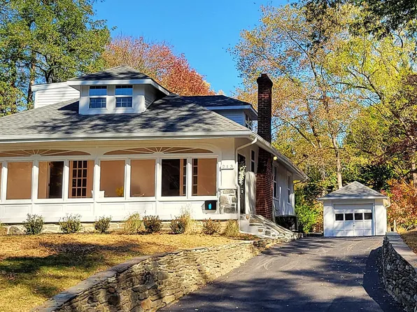 213 S Swarthmore Ave, Swarthmore, PA 19081