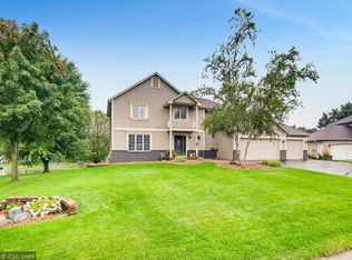 9215 Cornell Rd, Woodbury, MN 55125