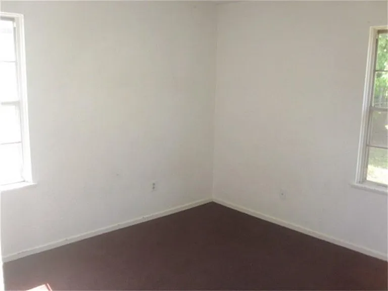 5422 Thrush Dr — Photo 7