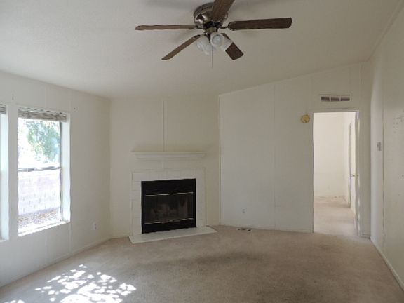 Living Room w/Fireplace