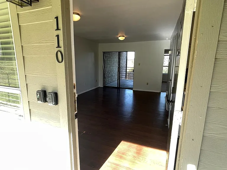 1514 Parker Ln #110 — Photo 16