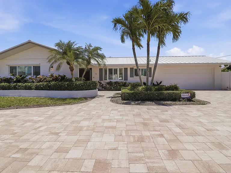 16 Leeward Cir — Photo 38