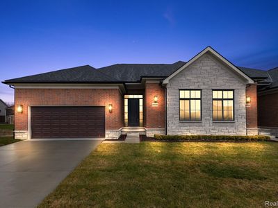 55530 Oak Pointe Dr UNIT 4, Shelby Township, MI, 48315