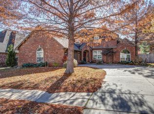 2313 W Vicksburg St, Broken Arrow, OK 74011