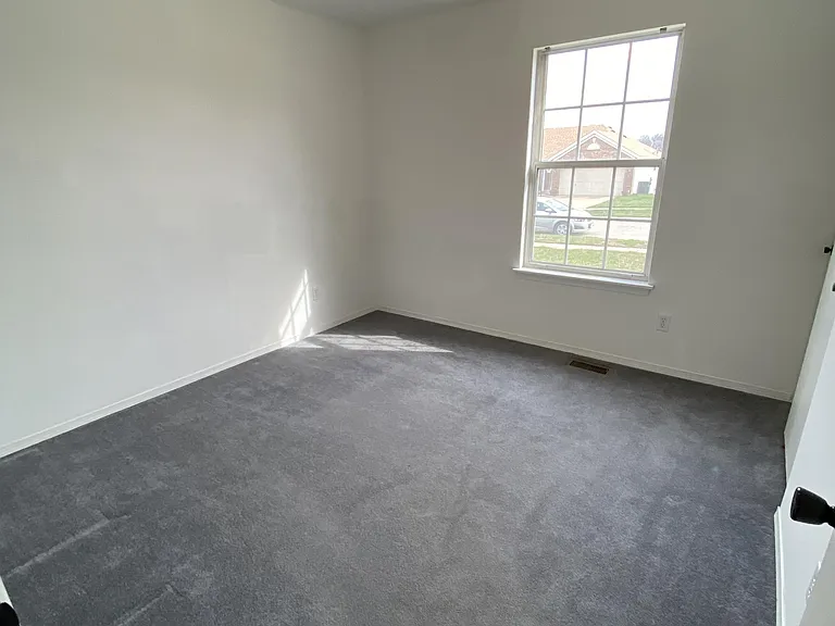 2048 Peine Forest Dr — Photo 9