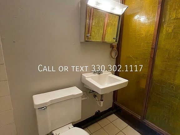 5th image of 442 Avis Ave NW