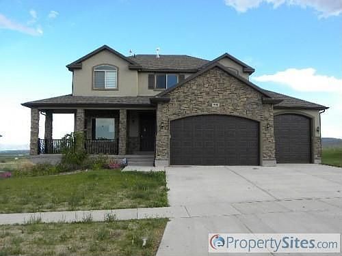 1st image of 581 W Aspen Hills Blvd