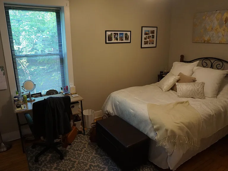 Rear bedroom