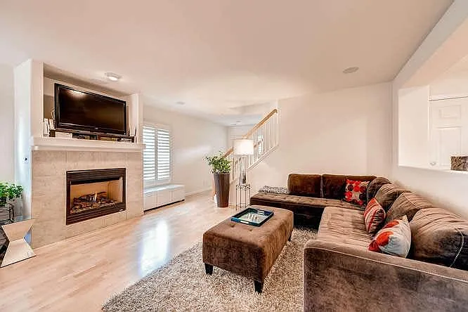 4 bed, 2016 sqft, $2,850 — Photo 4