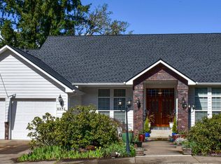 6874 Forsythia St, Springfield, OR 97478