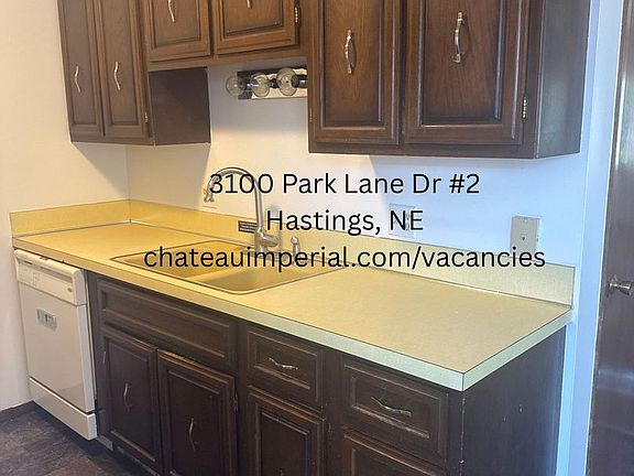 4th image of 3100 Park Lane Dr #2