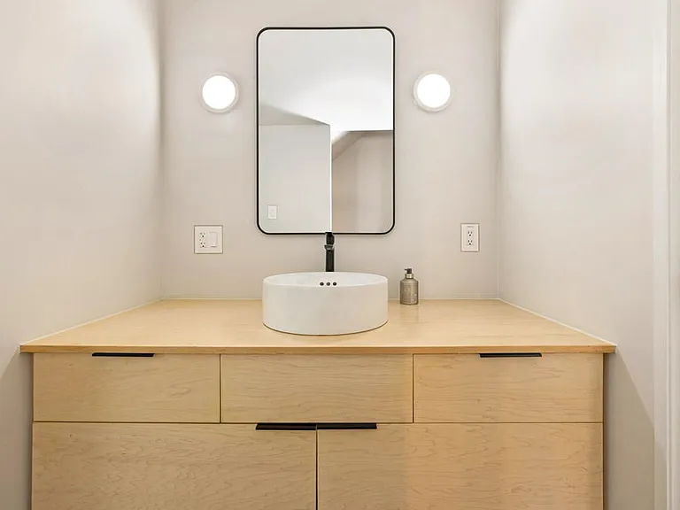 Full Bath