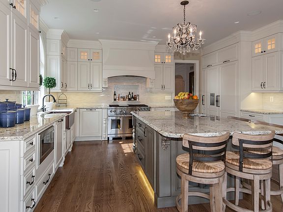 4th image of 6022 Orris St