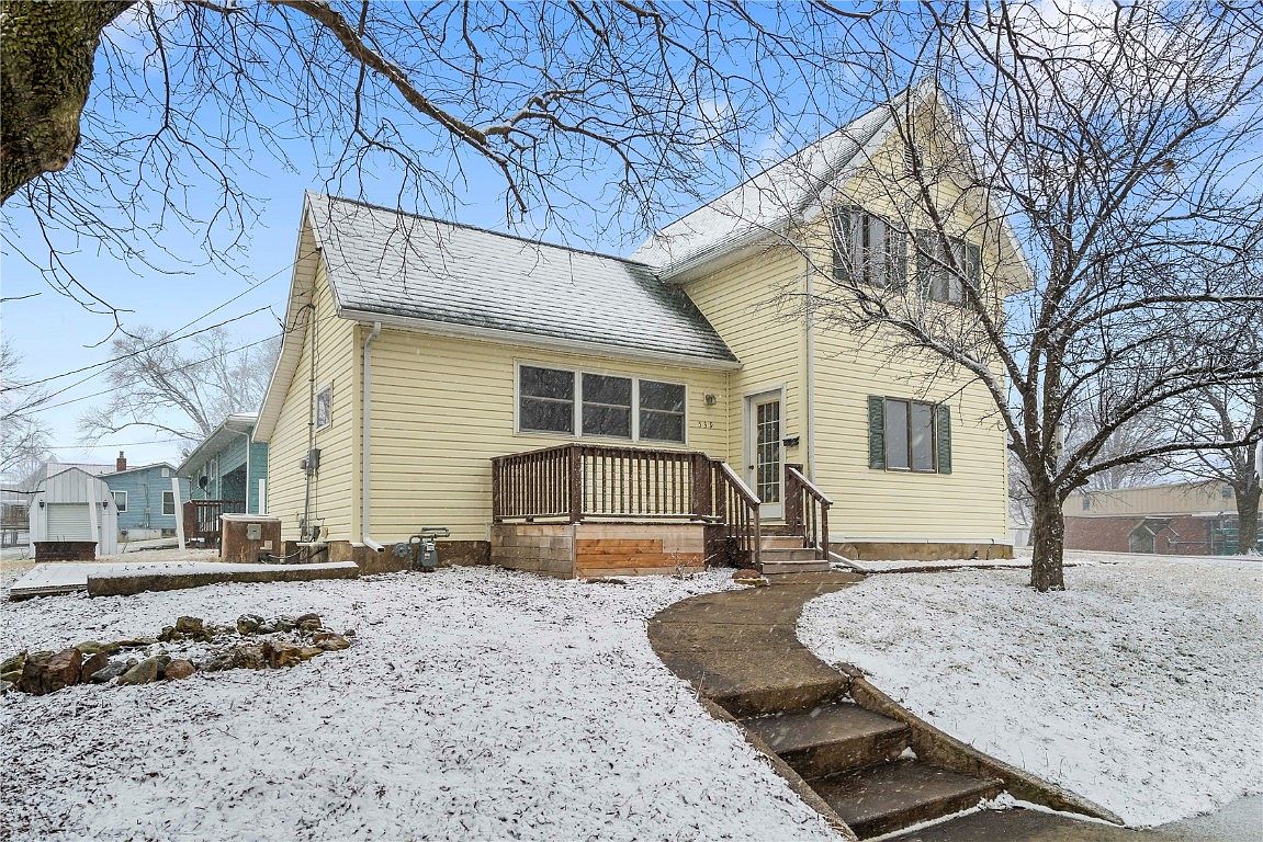 539 N Gill St, Monticello, IA 52310 Zillow