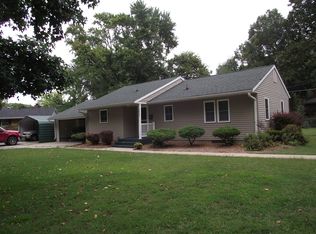 1205 Adams St, Beardstown, IL 62618