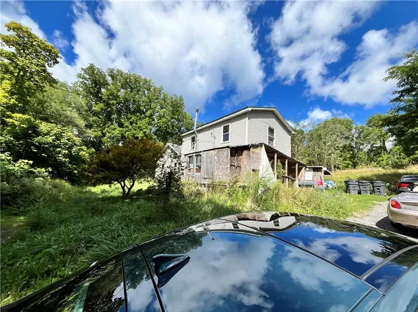3545 N Creek Rd, Palmyra, NY 14522