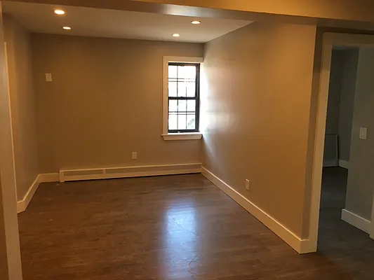 Rented by Premier Metro Realty Corp | media 9