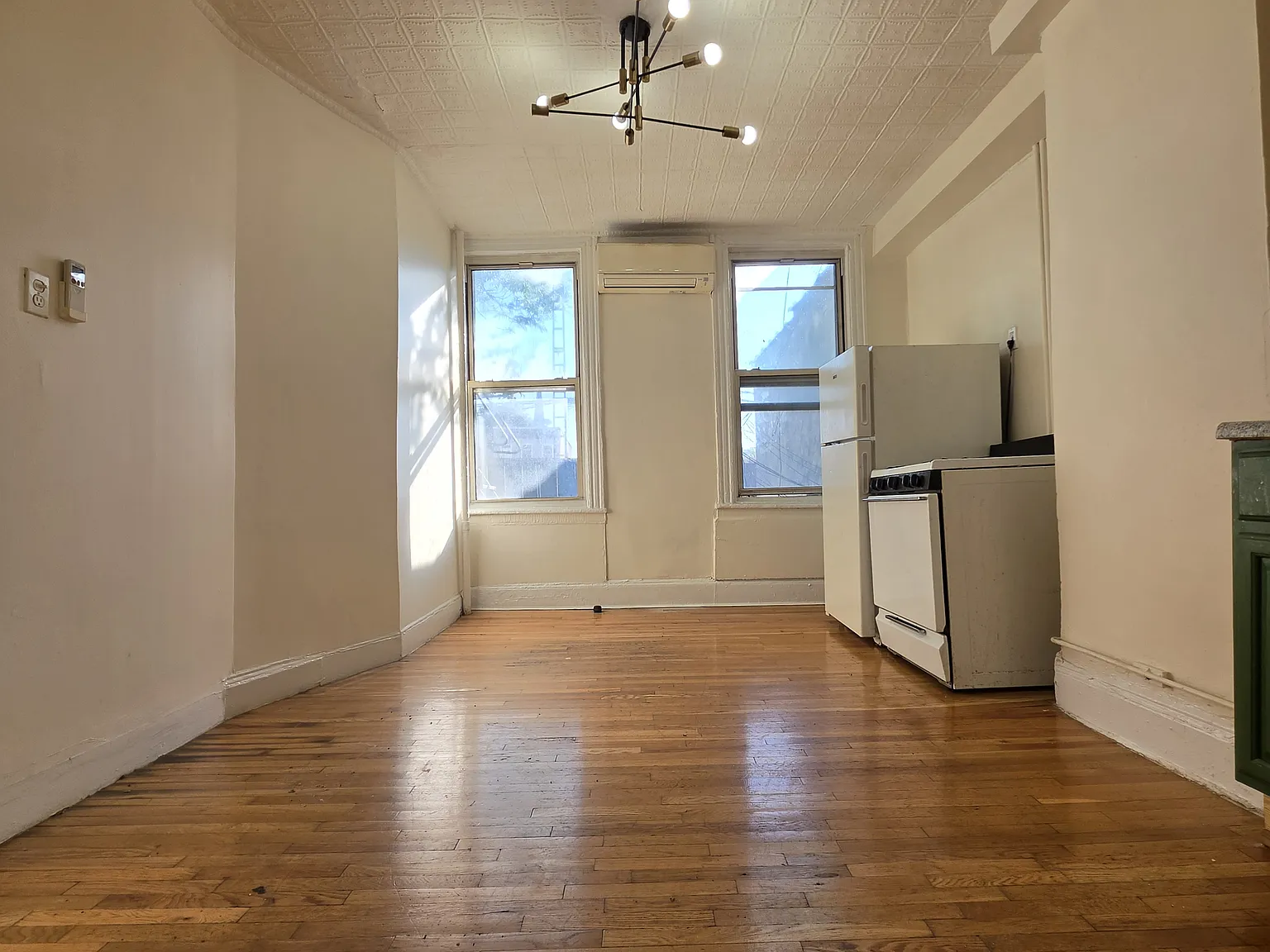 150 21st Street — Photo 2