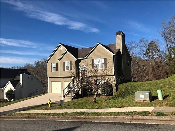 2nd image of 116 Arbor Chase Pkwy