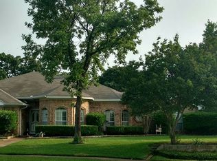 2217 Eva Ln, Euless, TX 76040