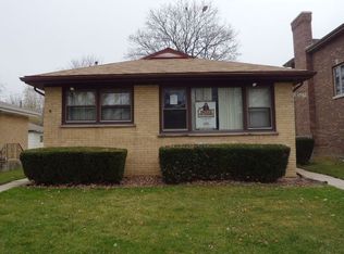 8527 Marmora Ave, Morton Grove, IL 60053
