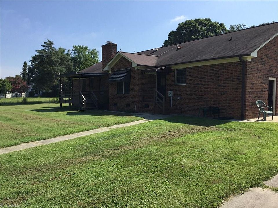 2nd image of 318 Knox Rd