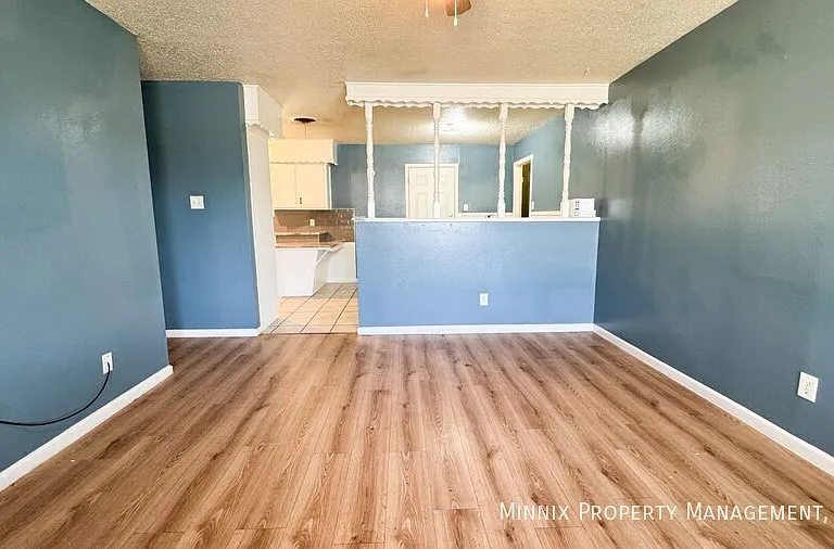 5433 6th St — Photo 22
