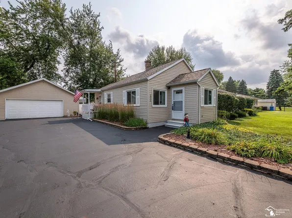 2936 4th St, Monroe, MI 48162