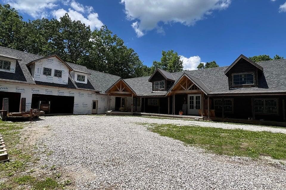 1st image of 1631 Grave Hill Rd