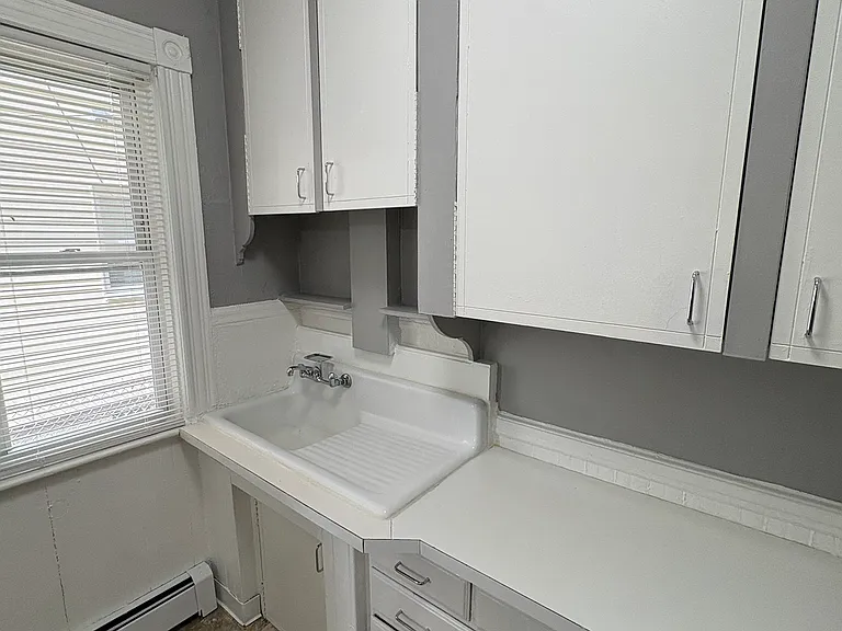 14 Grove St #1 — Photo 10