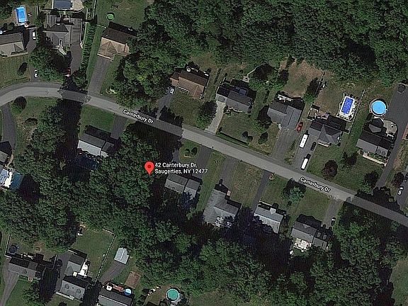 2nd image of 42 Canterbury Dr