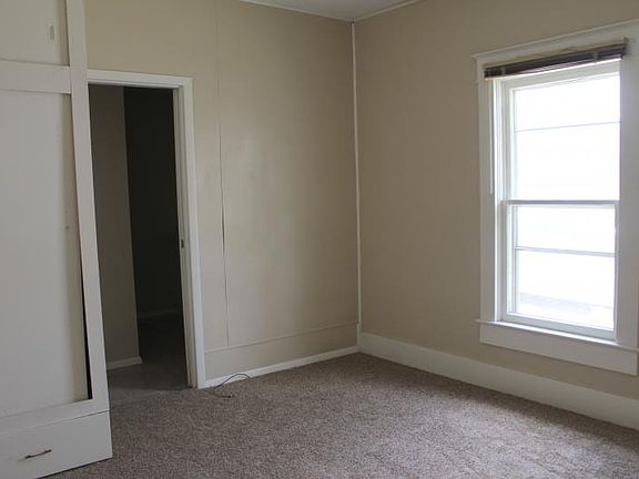 2nd image of 1008 N A St