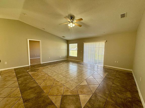 3rd image of 442 Flamingo Ct