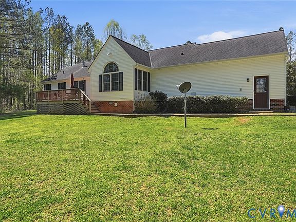 5th image of 16242 Chiswell Ln