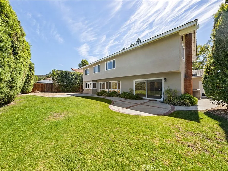 1518 Brentford Ave — Photo 22