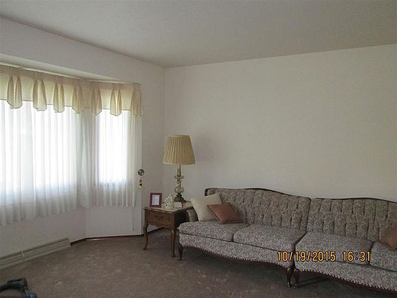 2nd image of 58261 Pam Dr