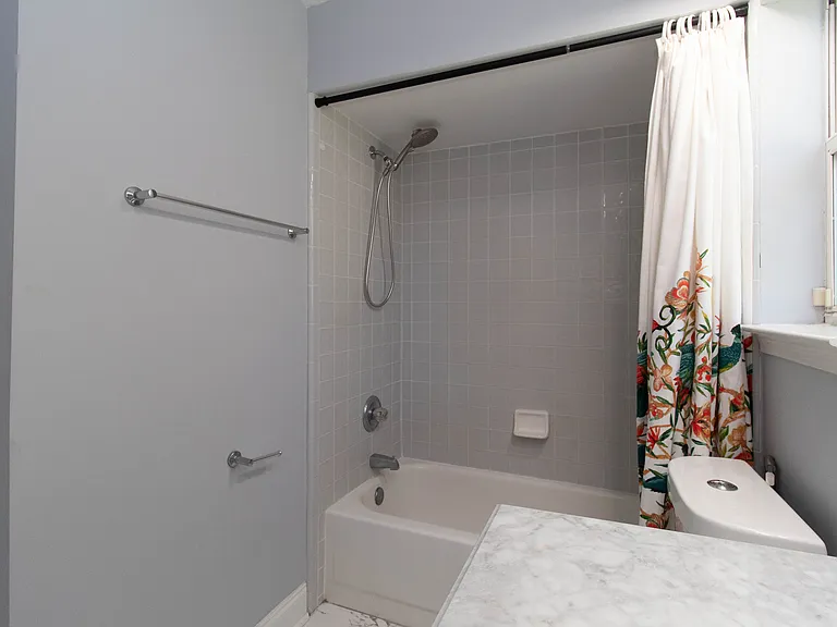 236 Clover Ct — Photo 31