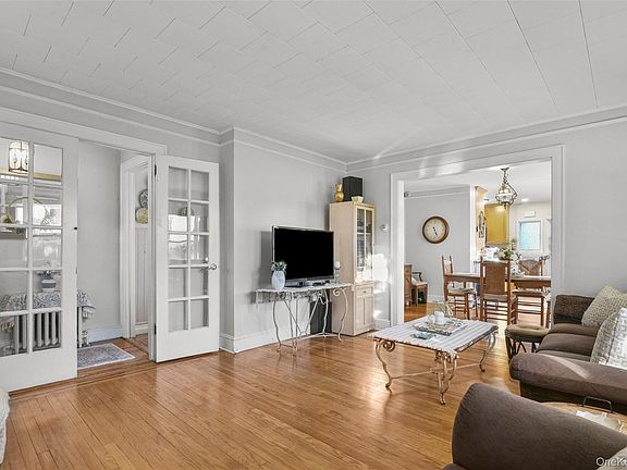 4th image of 20 Alida Street