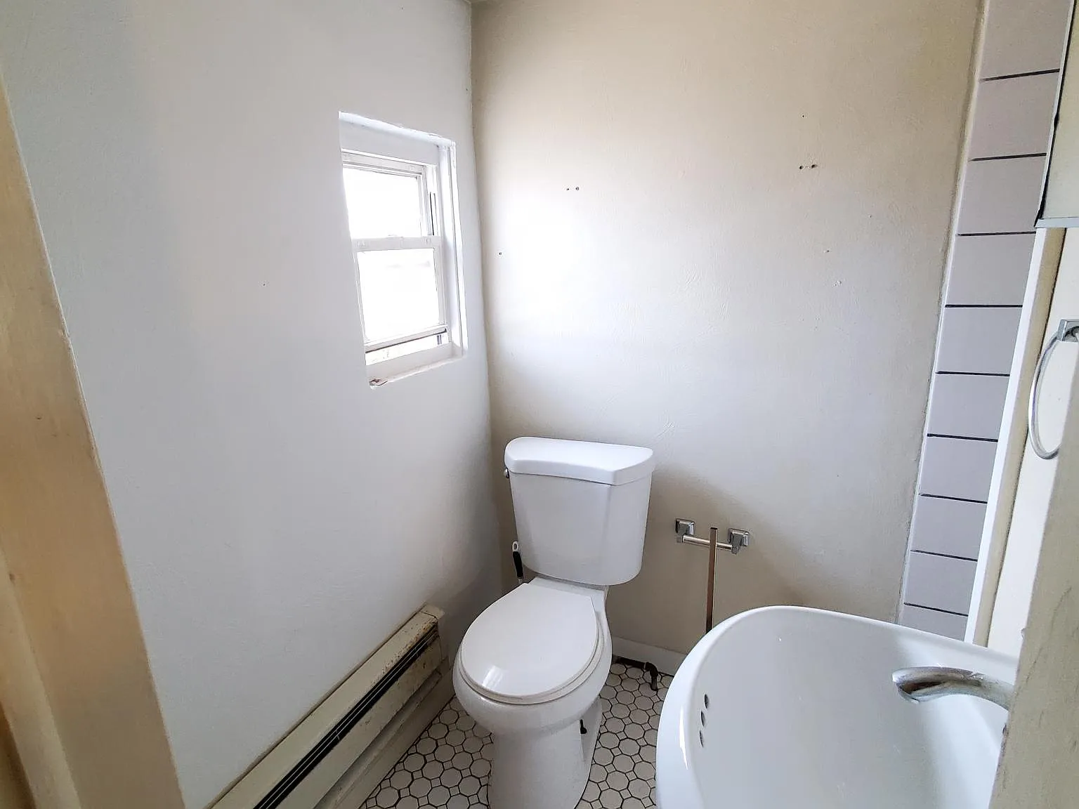 Studio, 325 sqft, $725 — Photo 4