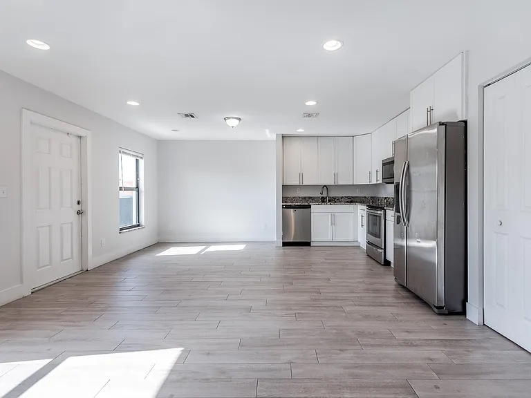 4743 Myla Ln — Photo 29