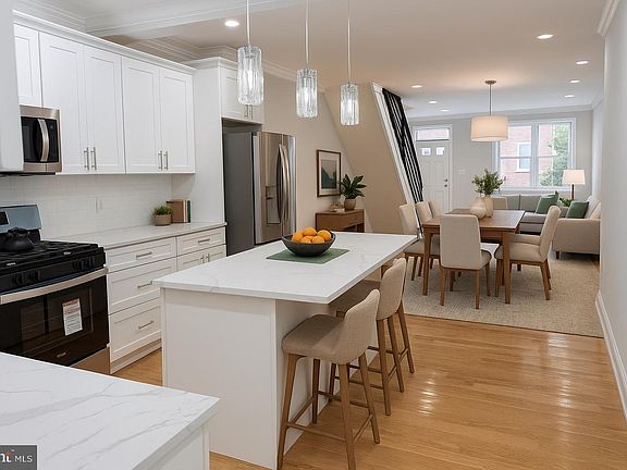 3rd image of 2011 Morris St