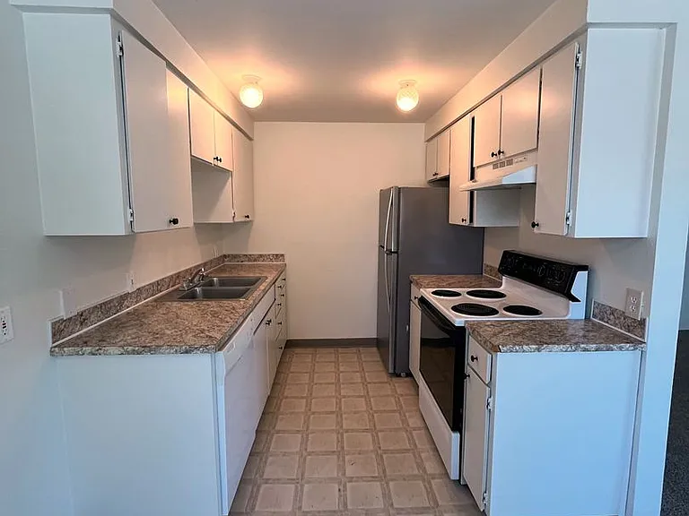 1920 Alabama St #4 — Photo 5