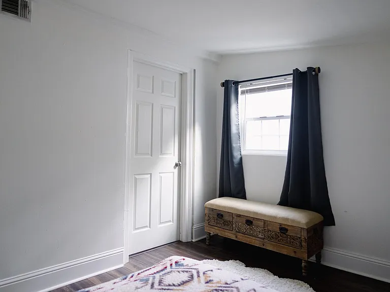 Room 3- Bedroom or office space