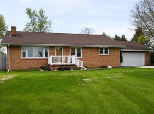 18318 W Farmington Rd, Trivoli, IL 61569