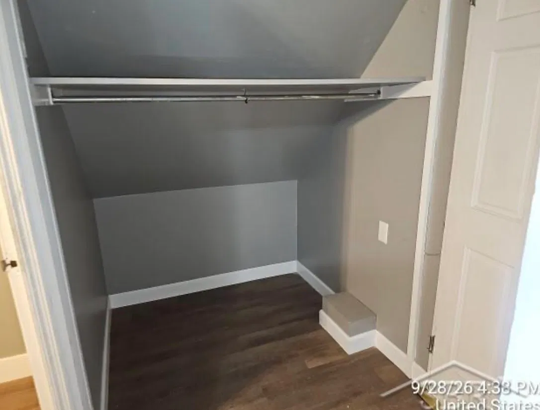 1 bed, 700 sqft, $750 — Photo 3