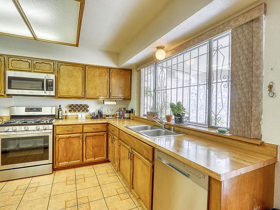 3rd image of 6313 Camino Alegre Dr
